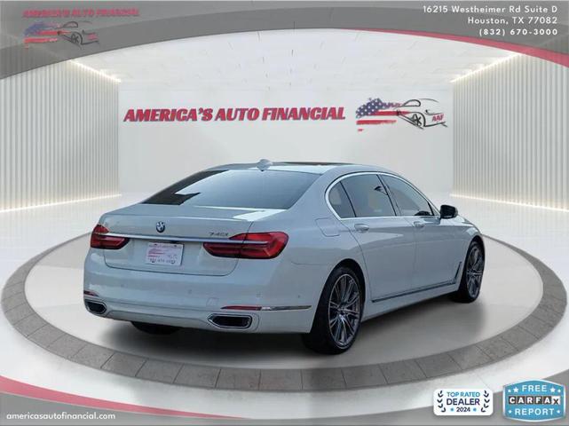 Photo of 2016 White BMW 740