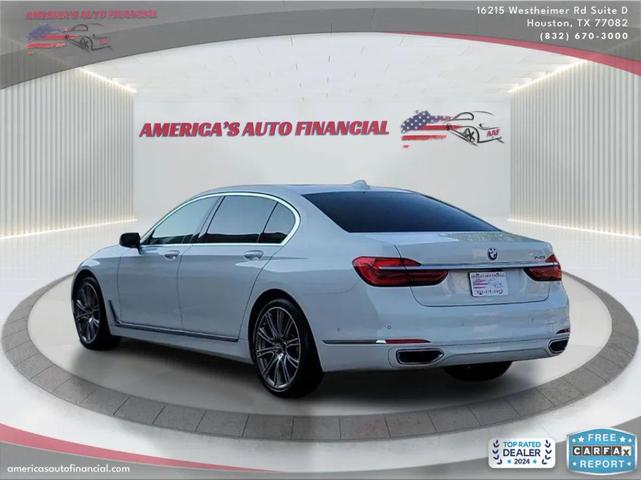 Photo of 2016 White BMW 740
