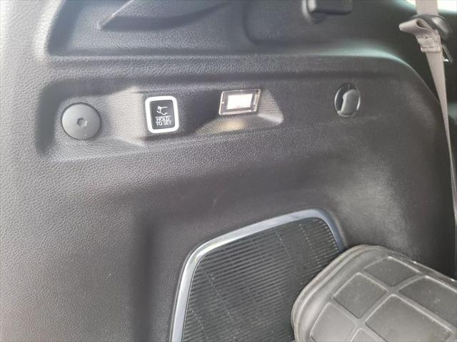Photo of 2021  Jeep Grand Cherokee L