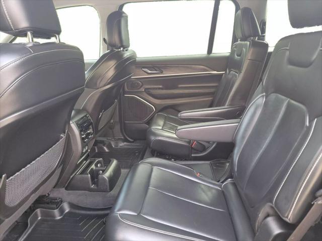 Photo of 2021  Jeep Grand Cherokee L