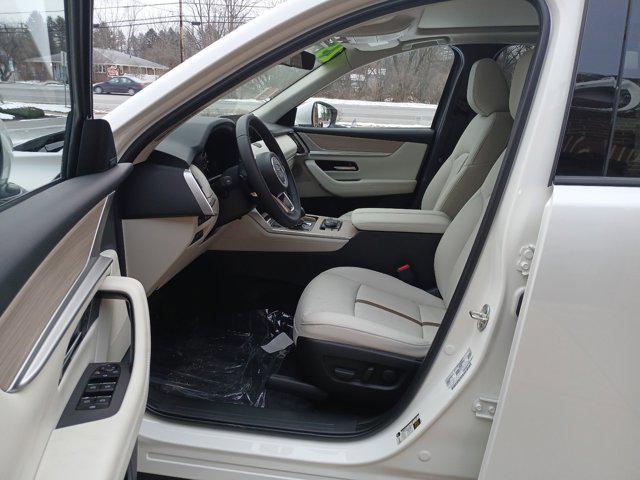 Photo of 2025 Rhodium White Premium Mazda CX-90 PHEV