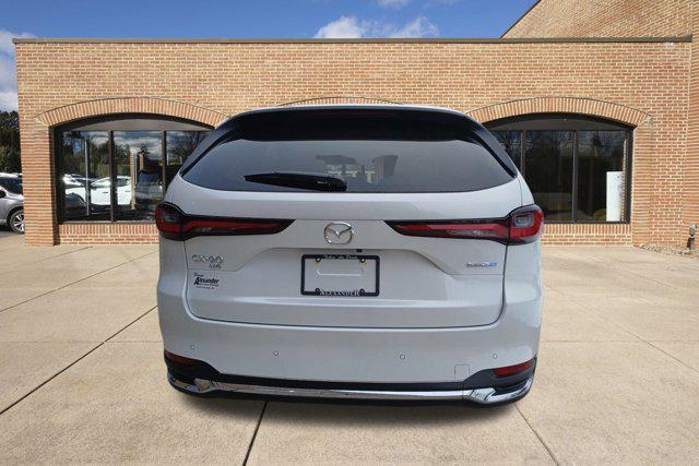 Photo of 2025 Rhodium White Premium Mazda CX-90 PHEV