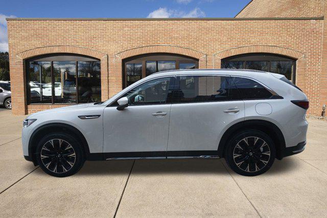 Photo of 2025 Rhodium White Premium Mazda CX-90 PHEV