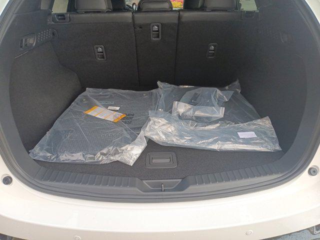 Photo of 2025 Rhodium White Metallic Mazda CX-5