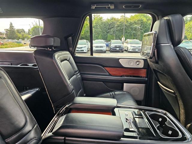Photo of 2019 Ingot Silver Lincoln Navigator L