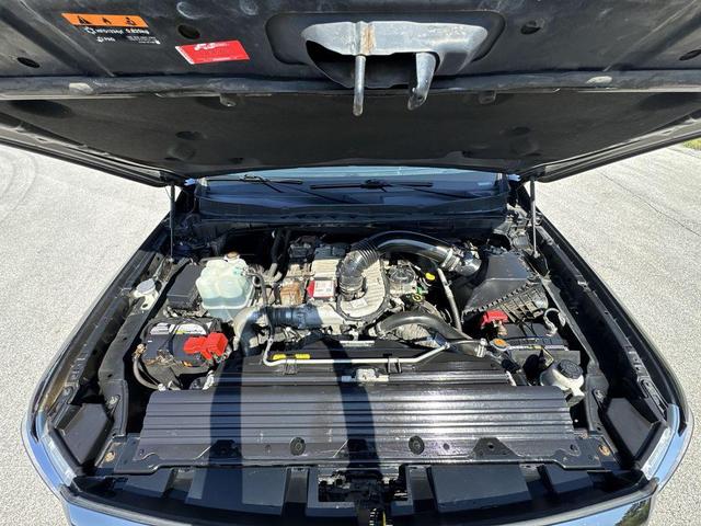 Photo of 2019 Magnetic Black Metallic Nissan Titan XD