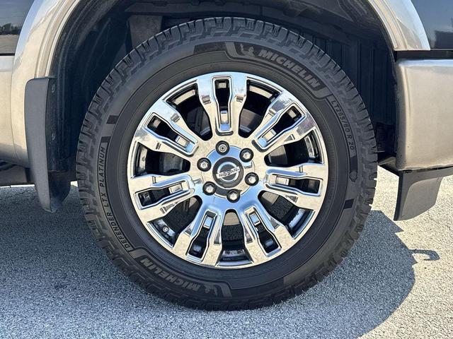 Photo of 2019 Magnetic Black Metallic Nissan Titan XD