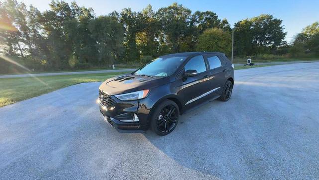 Photo of 2024 AGATE BLACK METALLIC Ford Edge