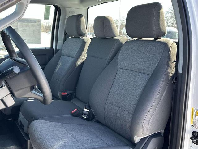 Photo of 2025 Oxford White Ford F-250