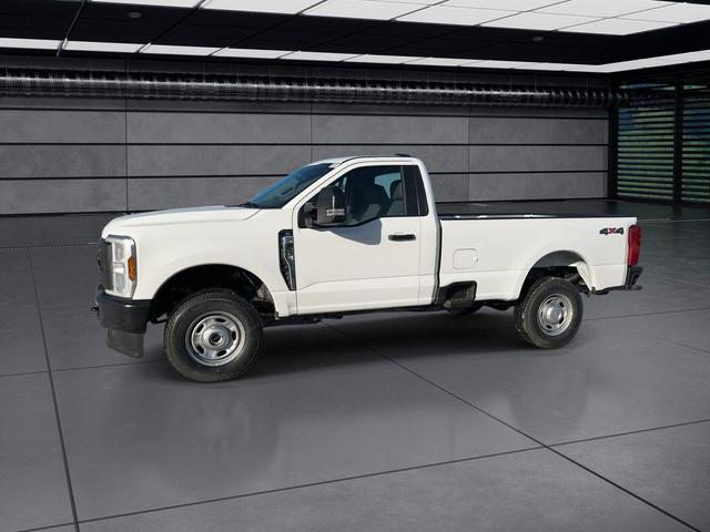 Photo of 2025 Oxford White Ford F-250