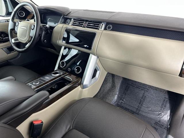 Photo of 2020 Fuji White Land Rover Range Rover
