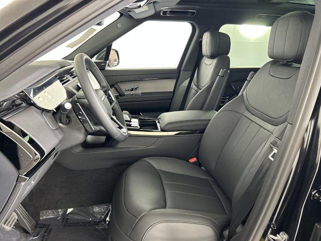 Photo of 2025 Santorini Black Land Rover Range Rover Sport