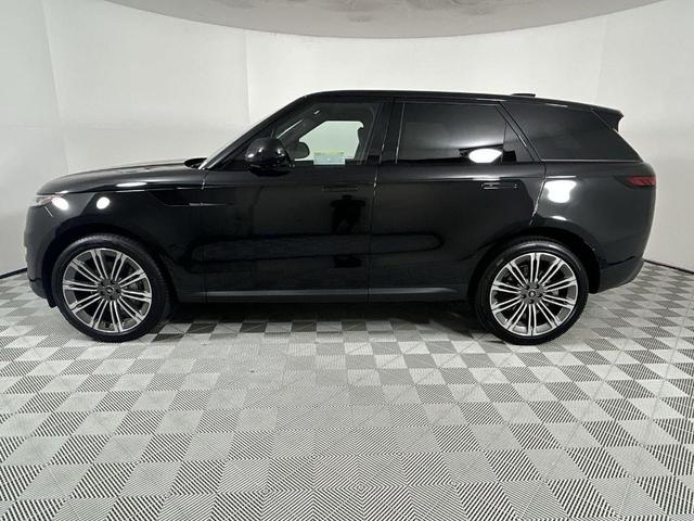 Photo of 2025 Santorini Black Land Rover Range Rover Sport