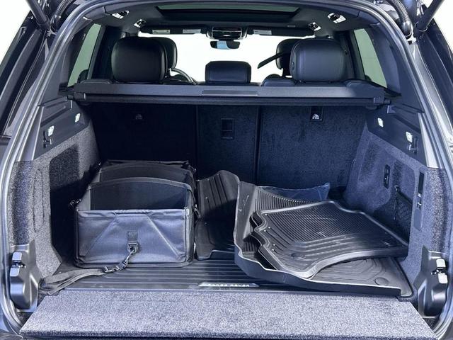 Photo of 2025 Carpathian Grey Land Rover Range Rover