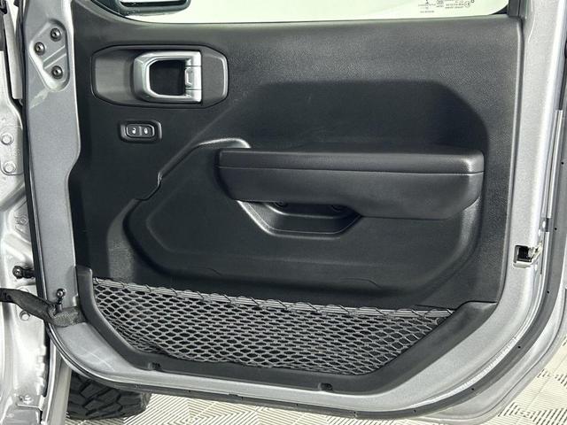 Photo of 2021 Billet Silver Metallic Clearcoat Jeep Wrangler