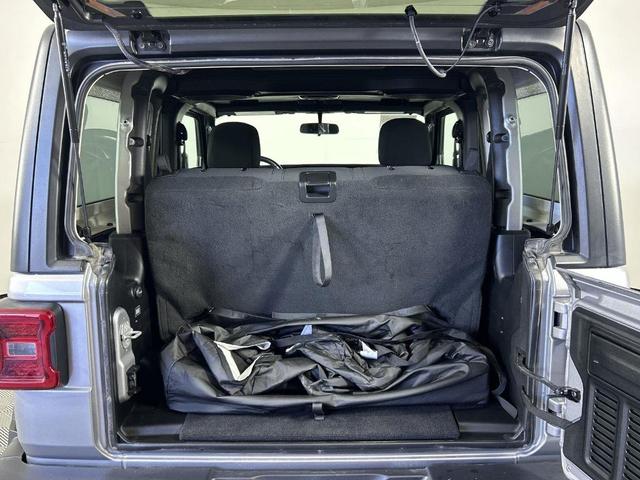 Photo of 2021 Billet Silver Metallic Clearcoat Jeep Wrangler