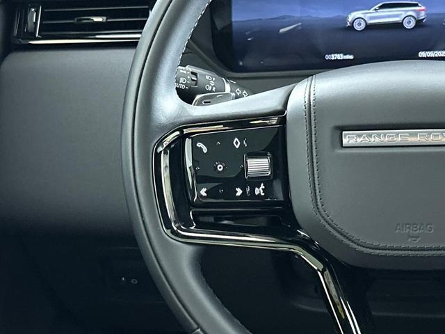 Photo of 2025 Varesine Blue Land Rover Range Rover Velar