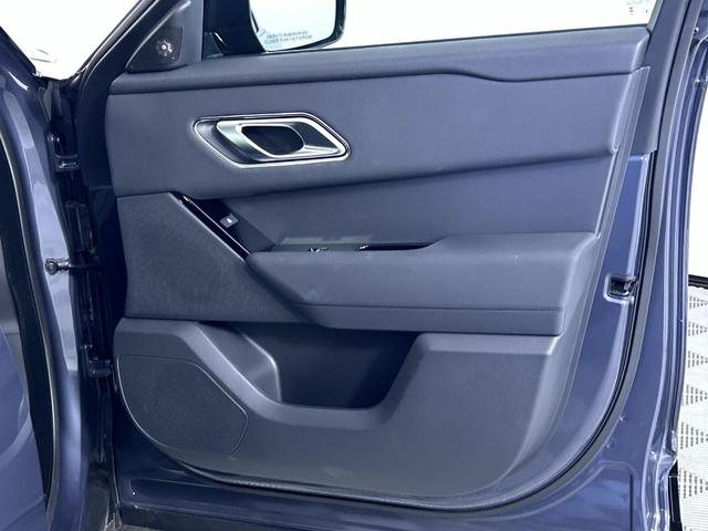Photo of 2025 Varesine Blue Land Rover Range Rover Velar