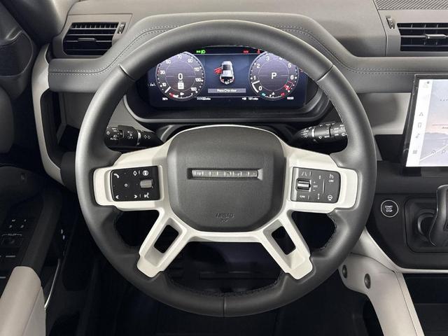 Photo of 2025 Santorini Black Land Rover Defender
