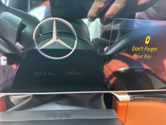 Photo of 2024 Moonlight White Mercedes-Benz S-Class