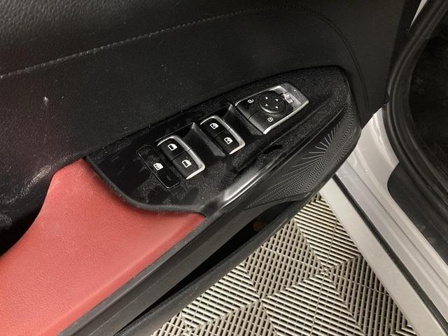 Photo of 2023 Wolf Gray Kia K5