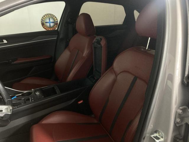 Photo of 2023 Wolf Gray Kia K5