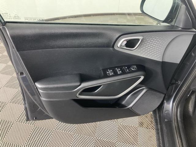 Photo of 2020 Gravity Grey Kia Soul