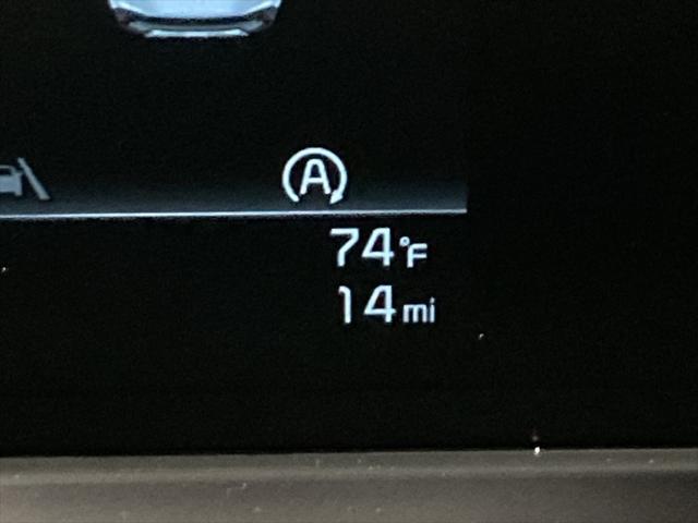 Photo of 2025 Steel Gray Kia Seltos