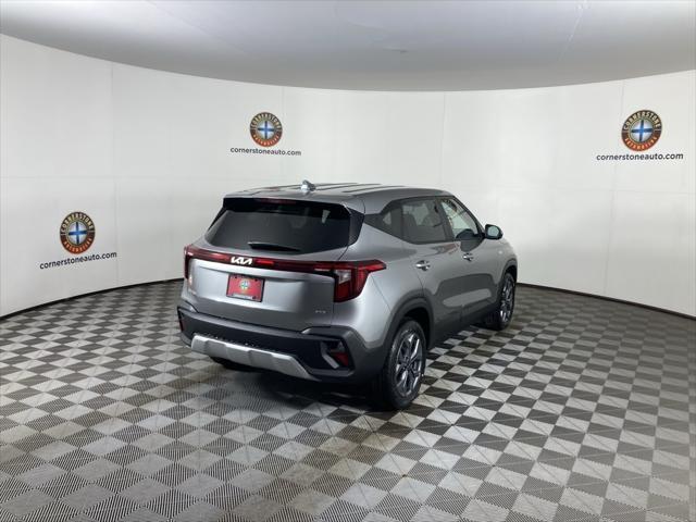 Photo of 2025 Steel Gray Kia Seltos