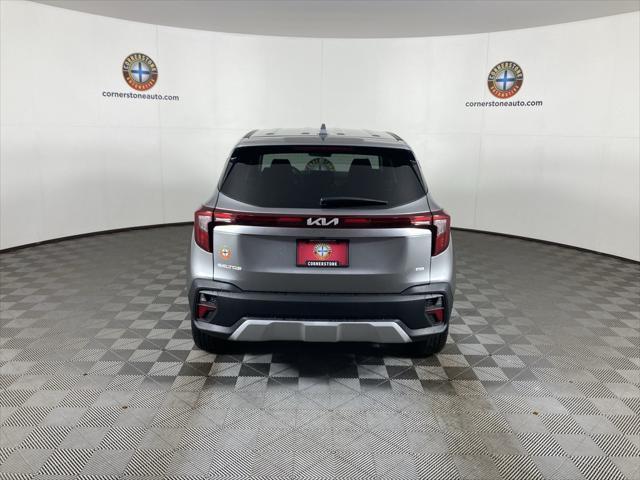 Photo of 2025 Steel Gray Kia Seltos