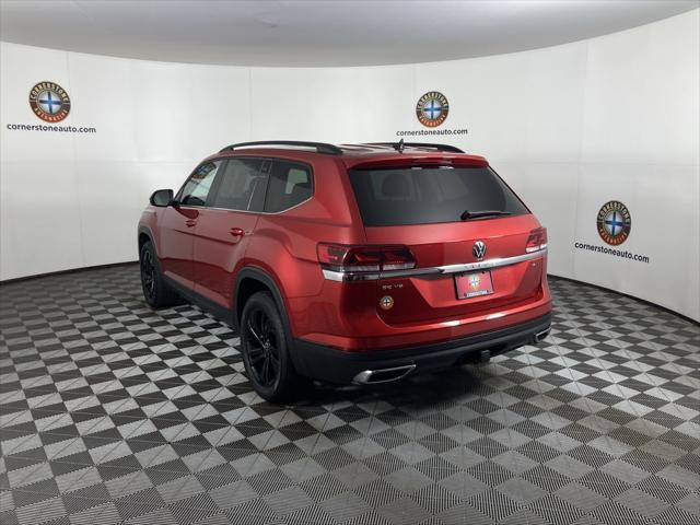 Photo of 2023 Red Metallic Volkswagen Atlas