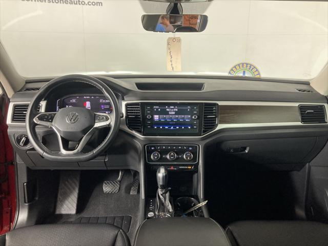 Photo of 2023 Red Metallic Volkswagen Atlas