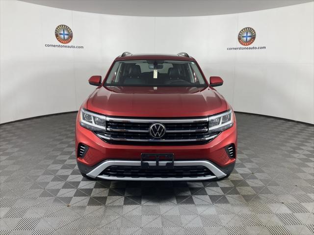 Photo of 2023 Red Metallic Volkswagen Atlas