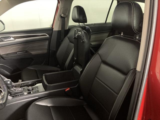 Photo of 2023 Red Metallic Volkswagen Atlas
