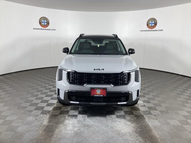 Photo of 2025 Gray Kia Sorento