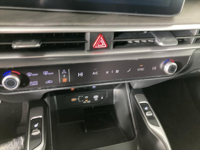 Photo of 2025 Gray Kia Sorento