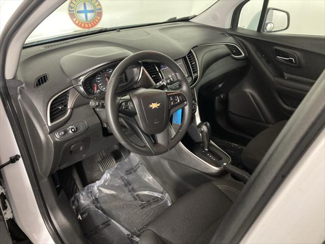 Photo of 2020 Summit White Chevrolet Trax