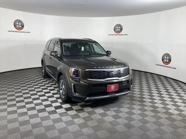 Photo of 2021 Dark Moss Kia Telluride