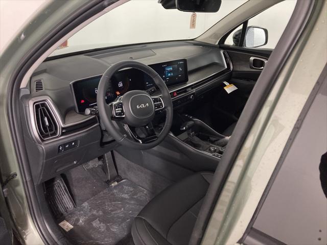 Photo of 2025 Jungle Green Kia Sorento