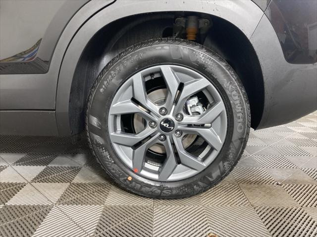 Photo of 2025 Fusion Black Kia Seltos