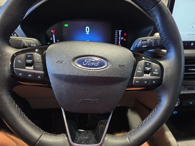 Photo of 2023 Vapor Blue Metallic Ford Escape