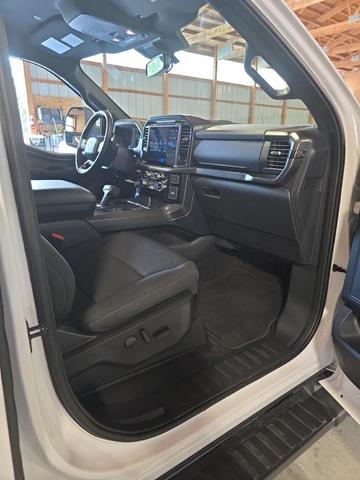 Photo of 2024 Oxford White Ford F-150