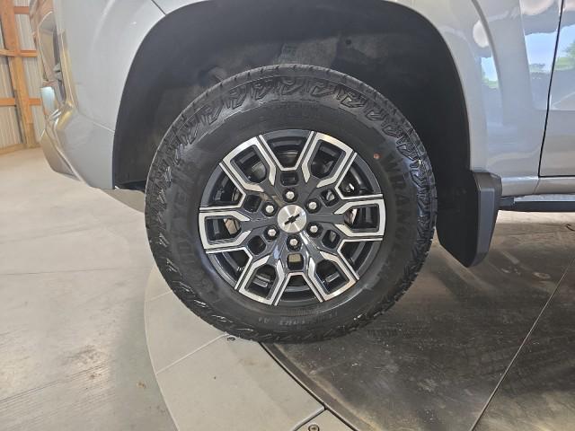 Photo of 2023 Sterling Gray Metallic Chevrolet Colorado