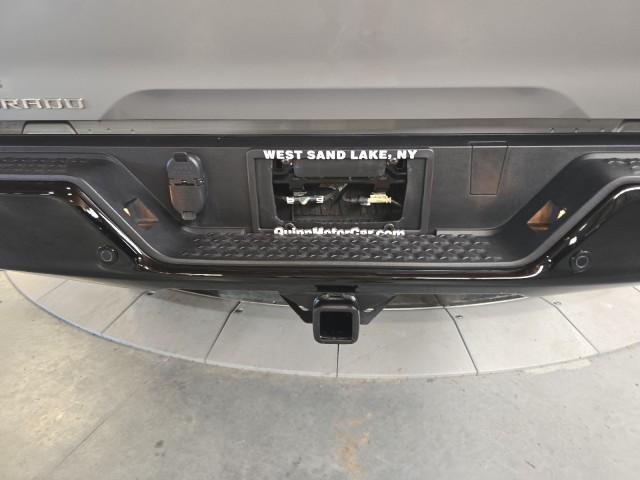 Photo of 2023 Sterling Gray Metallic Chevrolet Colorado