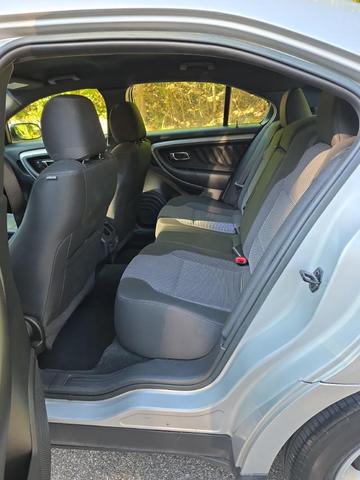 Photo of 2016 Ingot Silver Metallic Ford Taurus