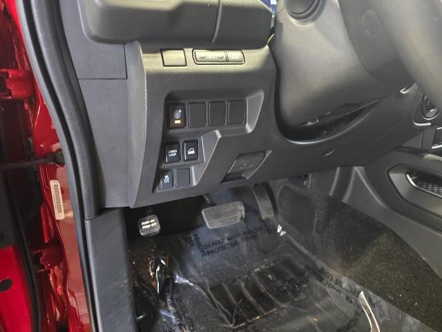 Photo of 2022 Red Alert Nissan Frontier