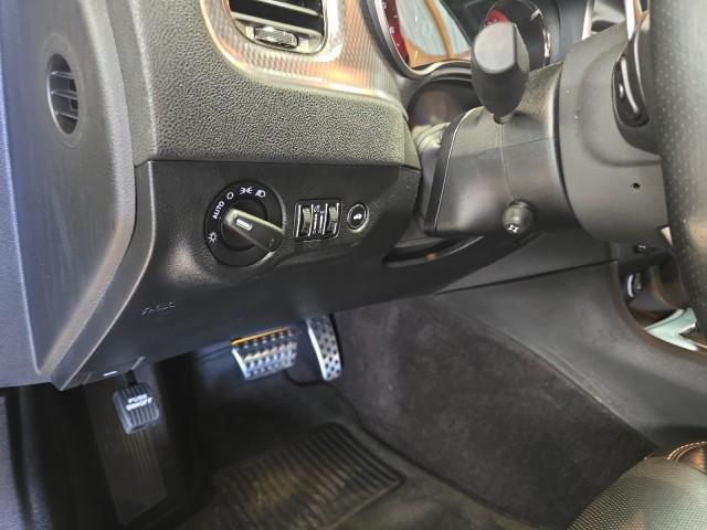Photo of 2016 Ivory Tri-Coat Pearl Dodge Charger