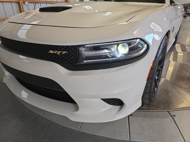 Photo of 2016 Ivory Tri-Coat Pearl Dodge Charger