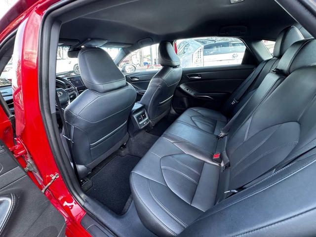 Photo of 2021 Burgandy Toyota Avalon
