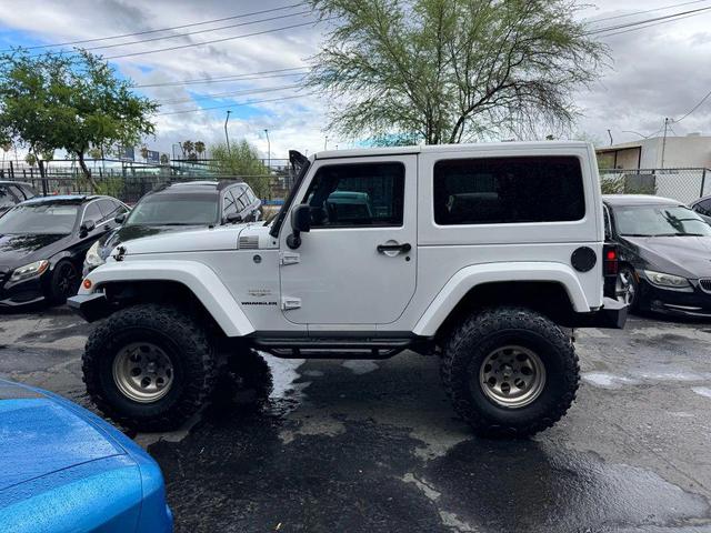 Photo of 2015 Bright White Clearcoat Jeep Wrangler
